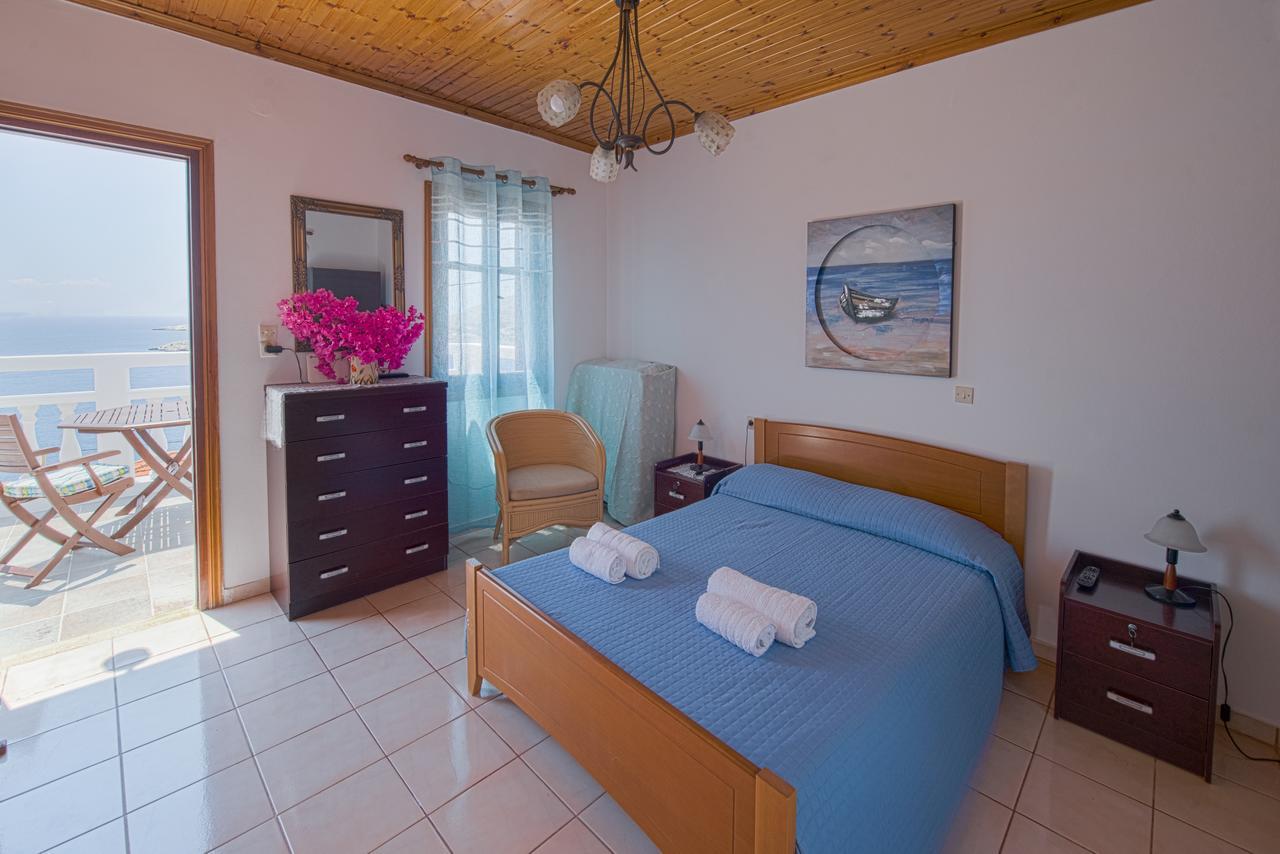 Filoxenia Apartments Chalki Town Екстер'єр фото