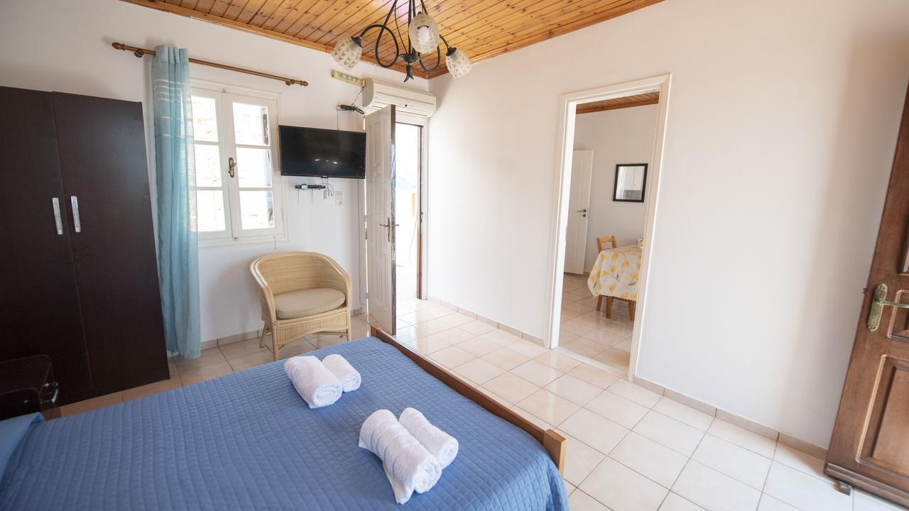 Filoxenia Apartments Chalki Town Екстер'єр фото